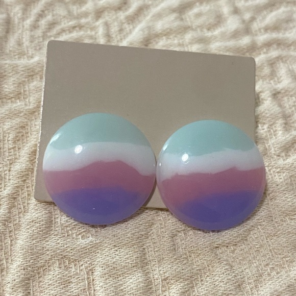 Avon earrings and bracelet pastel parfait set. - Picture 5 of 11